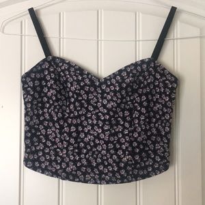 Urban Outfitters Kimchi Blue floral crop top- XS